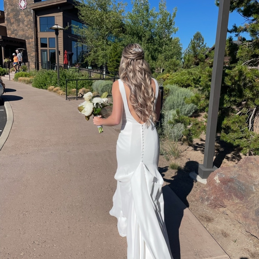 Elegant White Wedding Dress $1200 OBO